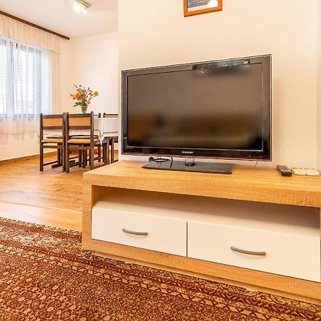 Apartments Jurina 2 Krk Town Dış mekan fotoğraf