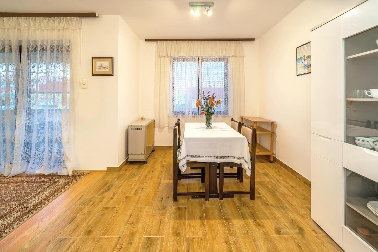 Apartments Jurina 2 Krk Town Dış mekan fotoğraf