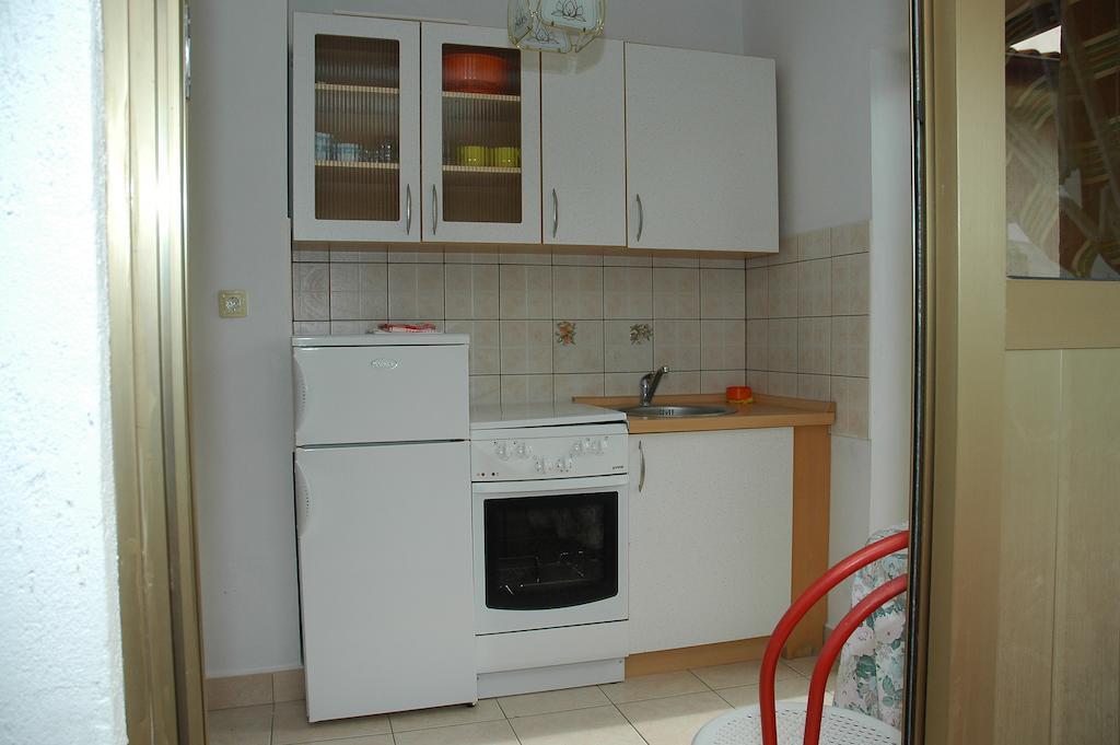 Apartments Jurina 2 Krk Town Oda fotoğraf