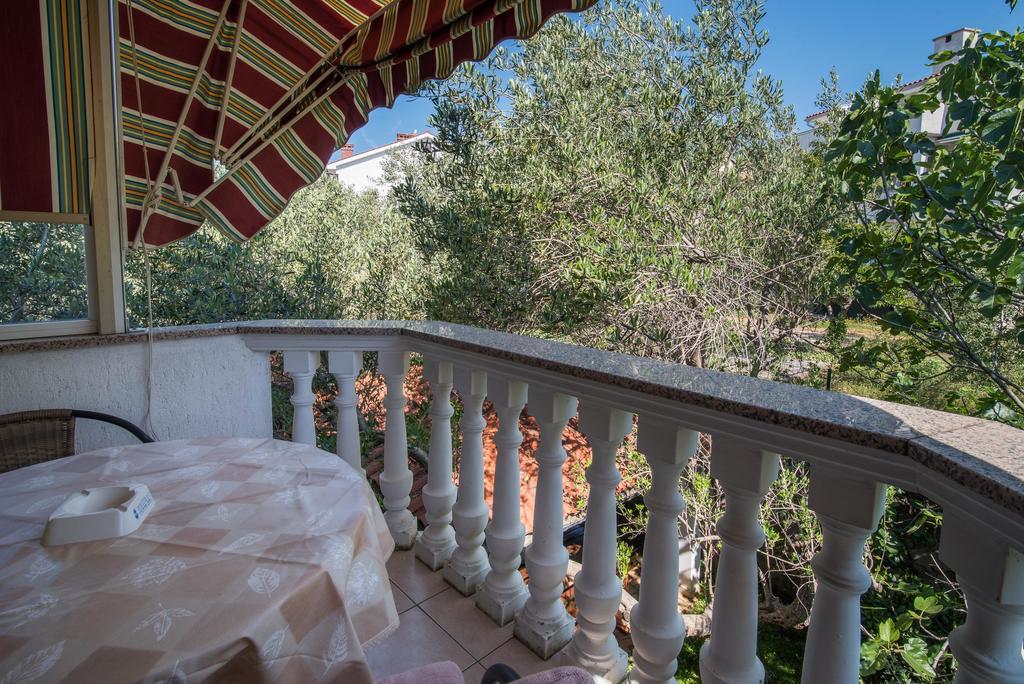Apartments Jurina 2 Krk Town Dış mekan fotoğraf
